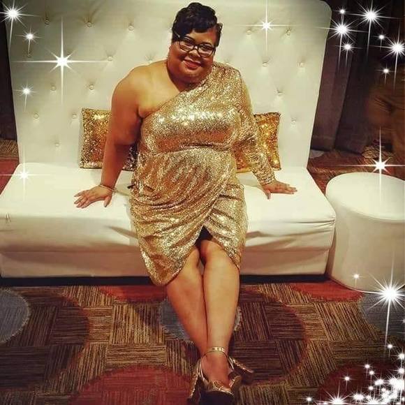 Meet your Posher, Winifred - Picture 1 of 1